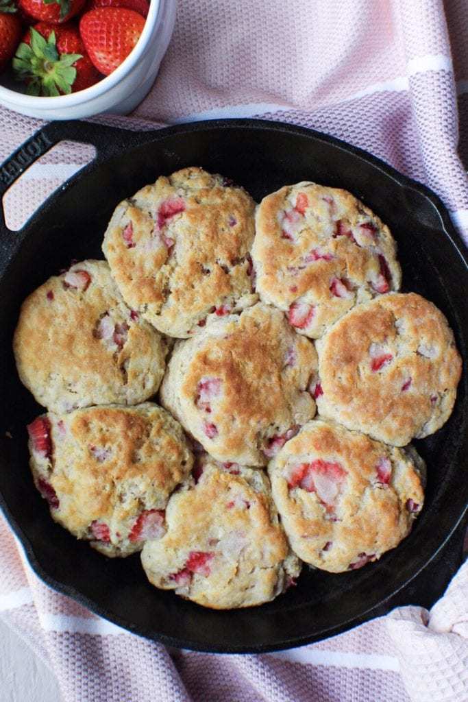 strawberry buttermilk biscuits