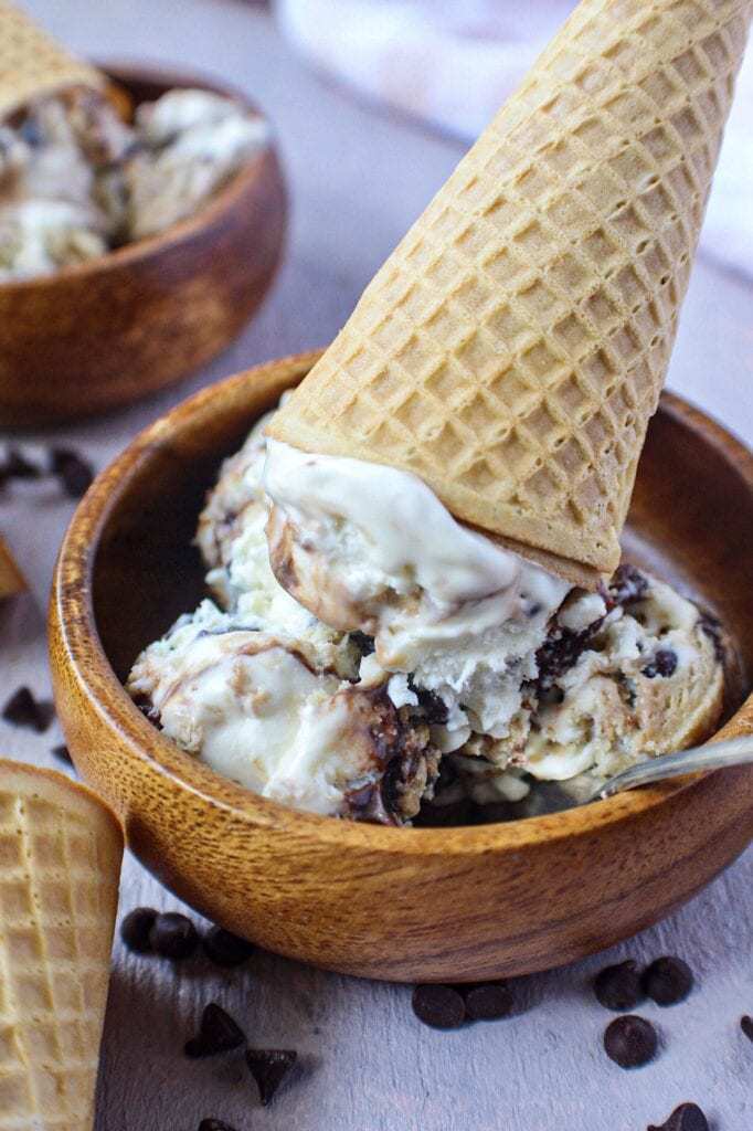 chocolate chip cookie dough ice cream