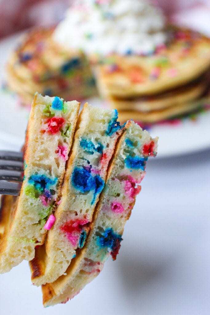 giant funfettti pancakes