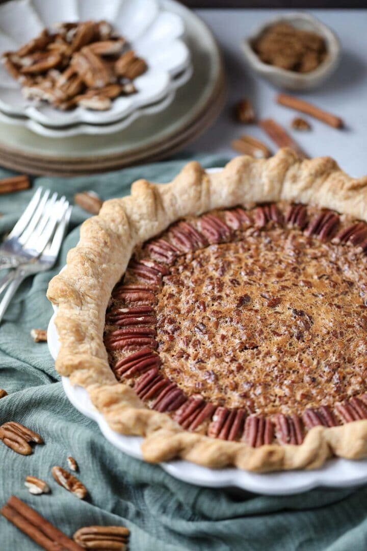 Classic Southern Pecan Pie Recipe Pink Owl Kitchen   Southern Pecan Pie Side Green 720x1080 