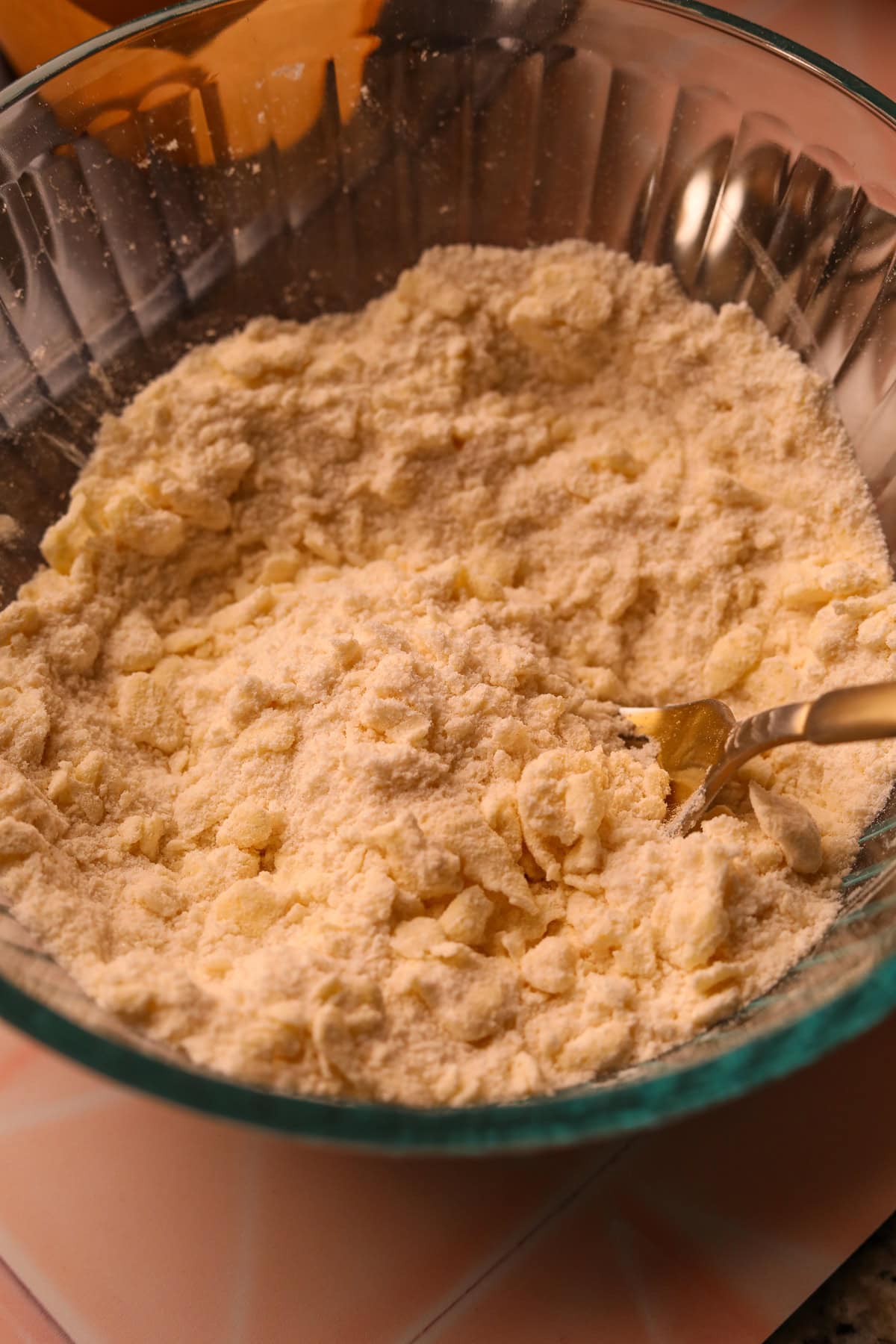 Crumble topping for strawberry shortcake muffins.